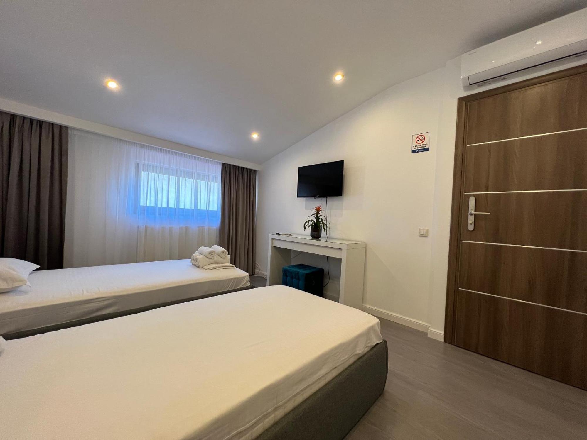 Bucharest Center Villa By Acme Rent ภายนอก รูปภาพ
